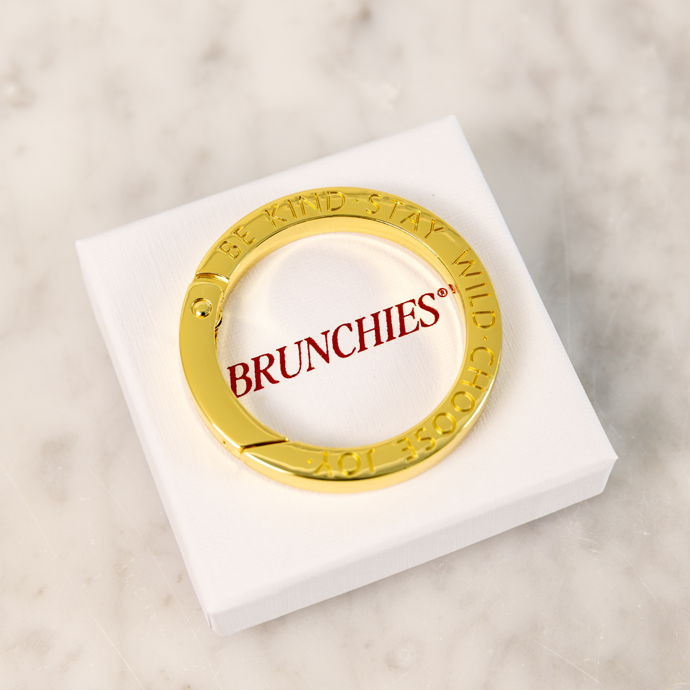 PRE ORDER BRUNCHIES® Adventskalender 2026 – 11 Seiden-Brunchies, Collector Clip & Charms