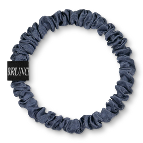BRUNCHIES® "Lagoon" Seiden Scrunchie - weicher, fest haltendes haarschonendes Haargummi in Blaugrau