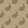BRUNCHIES® Ying & Yang Gold Seiden Scrunchie aus 100 % OEKO-TEX® STANDARD 100 zertifizierter Maulbeerseide mit goldenem Ying-&-Yang-Motiv.