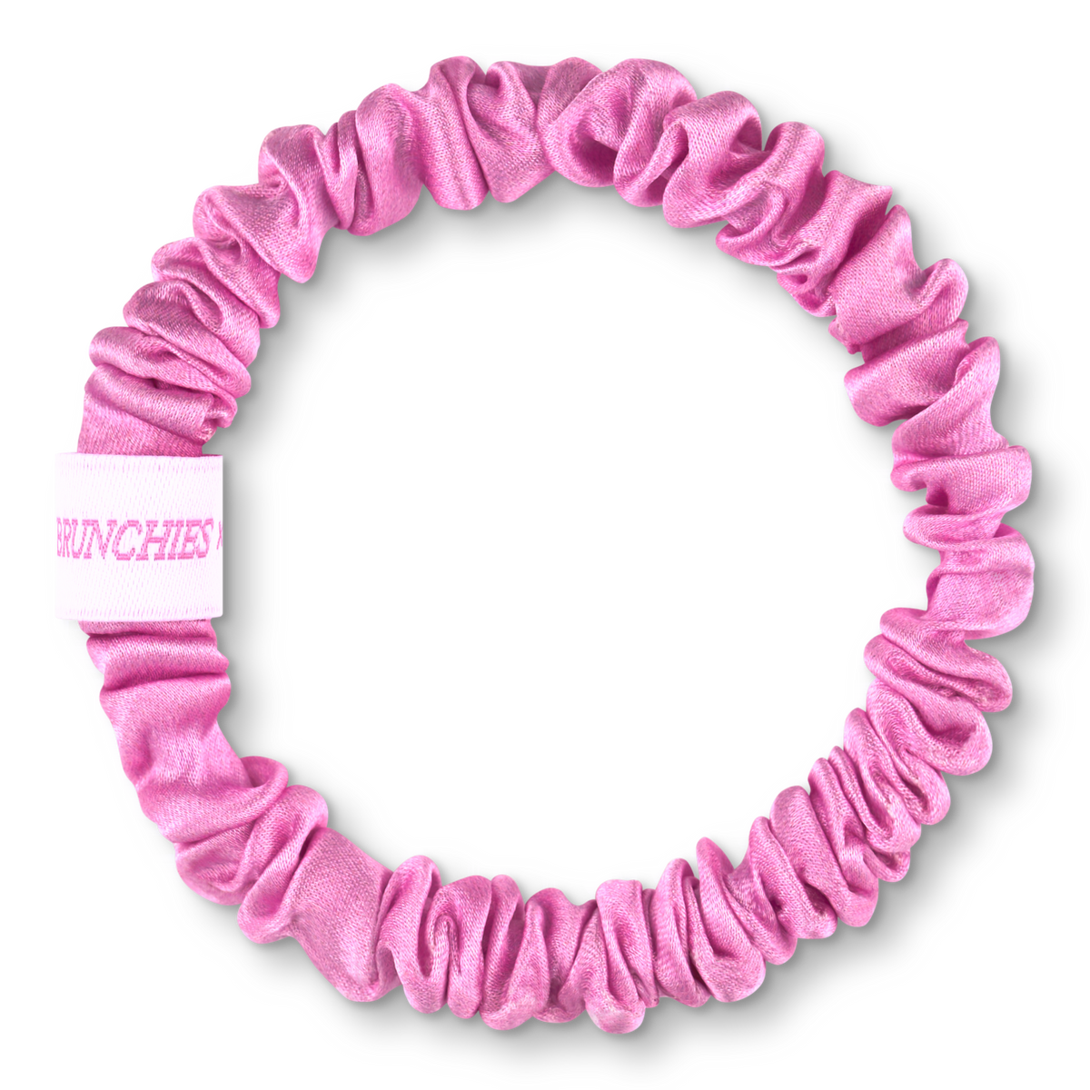 Pinker BRUNCHIES® x Helen Ernst Seiden Scrunchie aus 100 % OEKO-TEX® zertifizierter Maulbeerseide.
